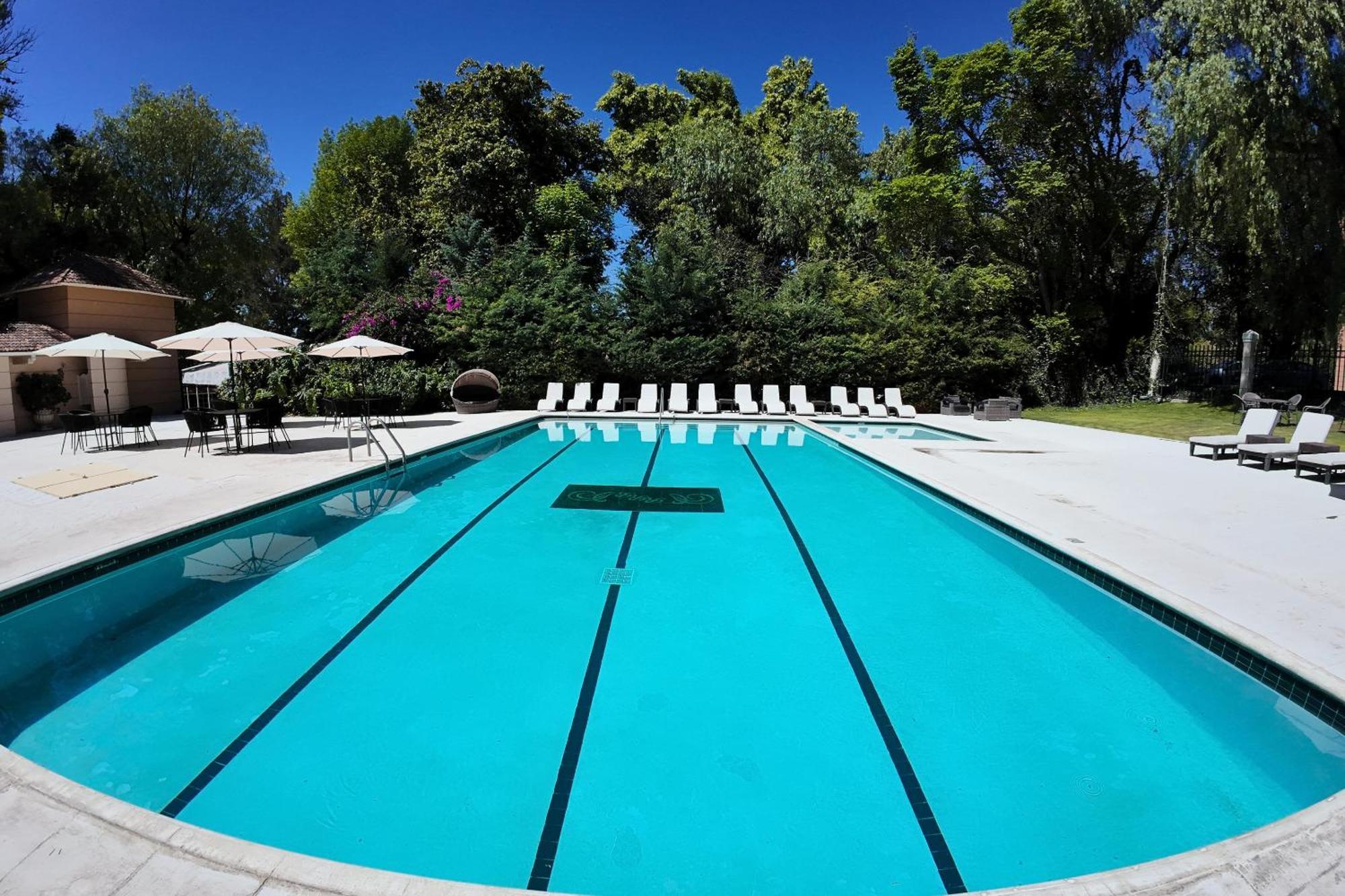 Hotel Real Del Bosque Golf And Spa Tula de Allende Bagian luar foto